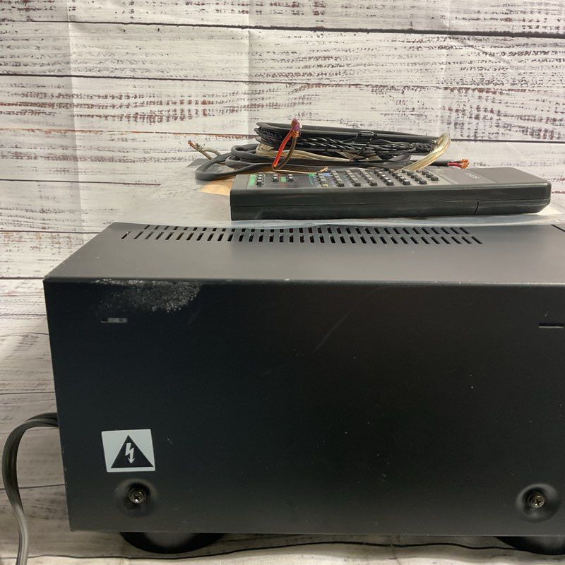 Sony STR-D590 AM FM Stereo Receiver A/V Control Center Bundled w/ Remote Control