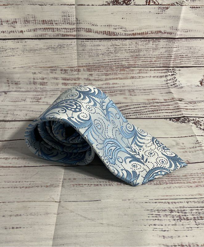 Men's Giorgio Armani Silk Paisley Pattern Blue Tie