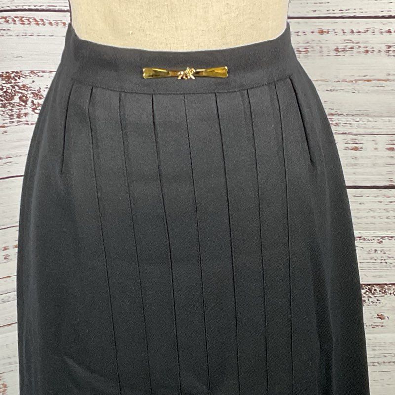 VTG. ELIRE High Fashion Women's Black Wood Pleated Skirt- SZ 28