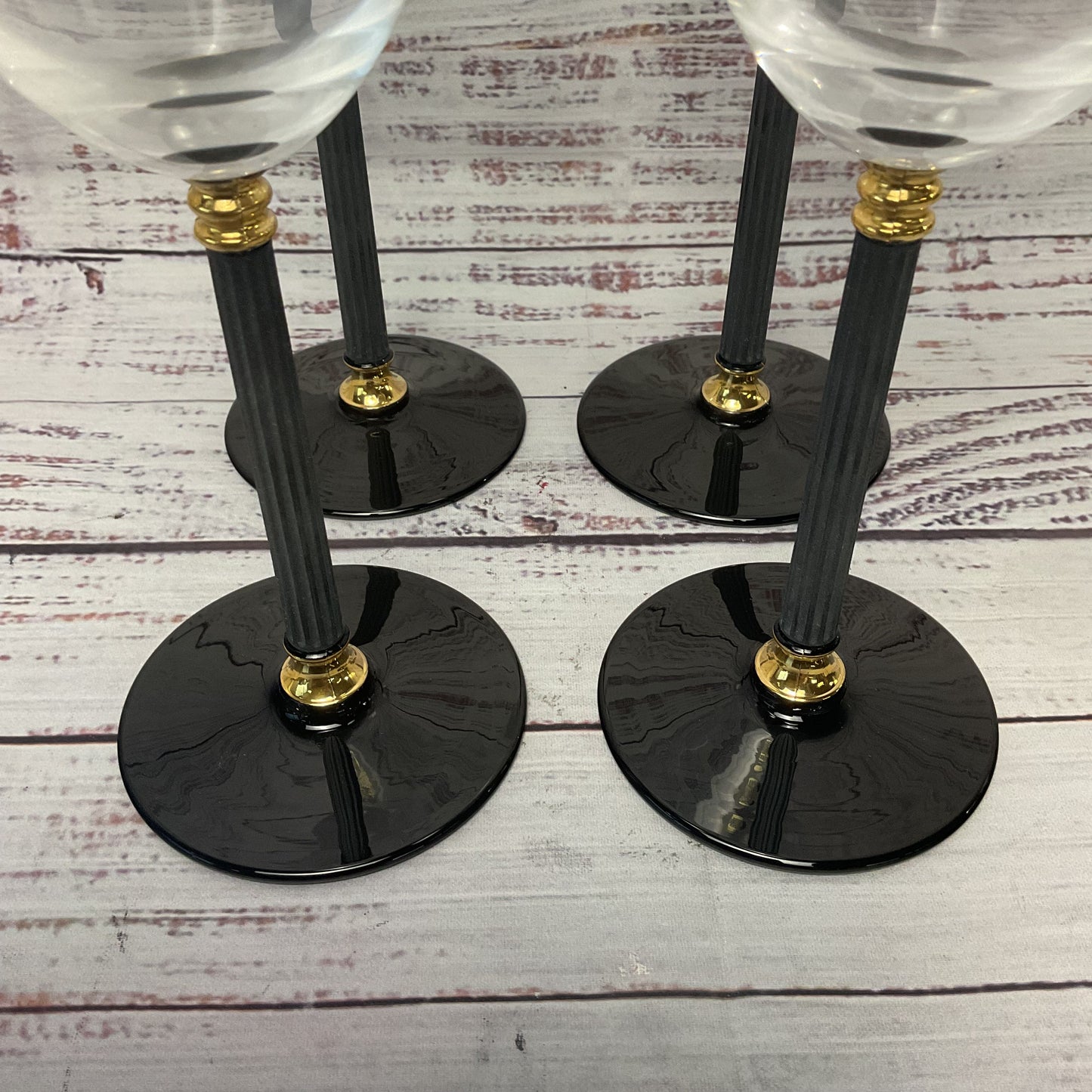 Sasaki Water/wine Glasses Black Stem Base Gold Accents Set Of 4 3/3