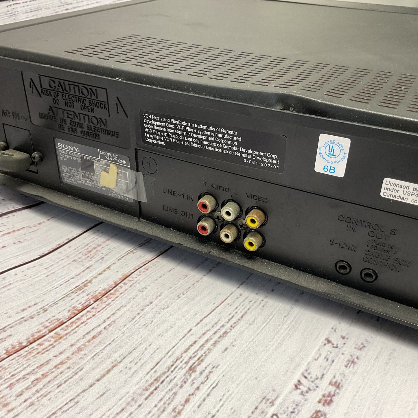Sony SLV-790HF DA Pro 4Head HiFi VCR Stereo Turns on seems to work