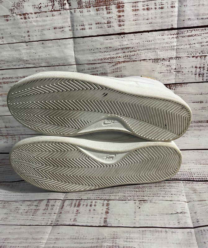 Nike Mid Sneakers Men’s Size 11 White High Top Leather Y2K Classic CT1725-100