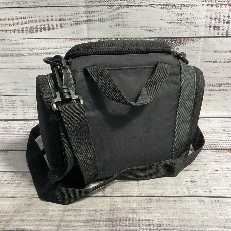 JVC Everio GZ-MG37U Camera w/ 3 Batteries UNTESTED