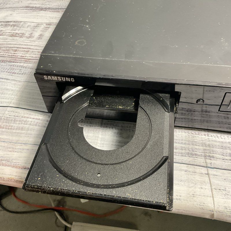 Samsung DVD-VR375 VCR and DVD Player FOR PARTS