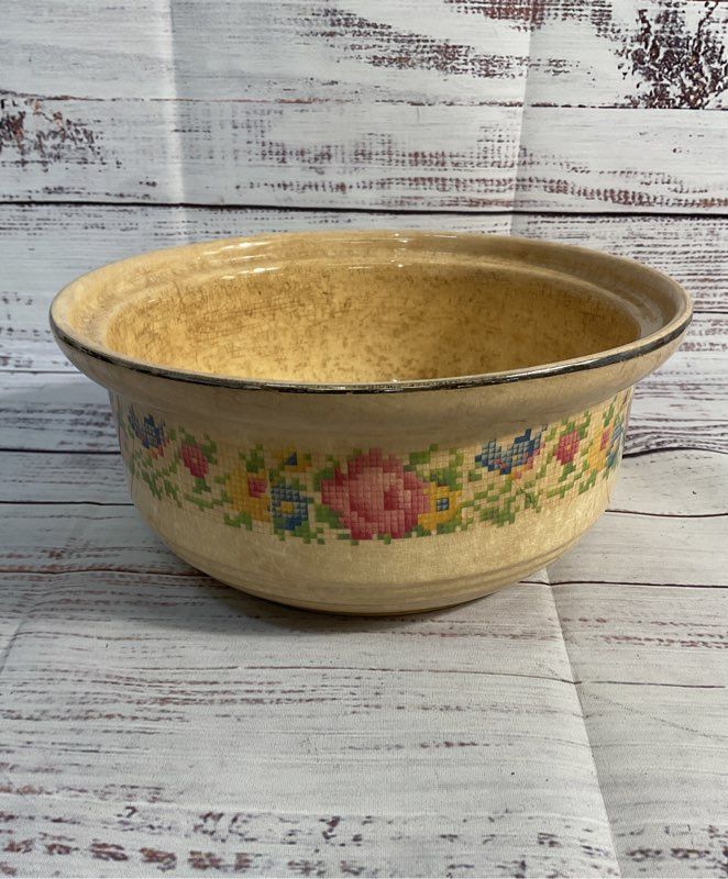 Hotoven Harker Cookware Bowl Silver Colored Rim Cross Stitch Floral Pattern