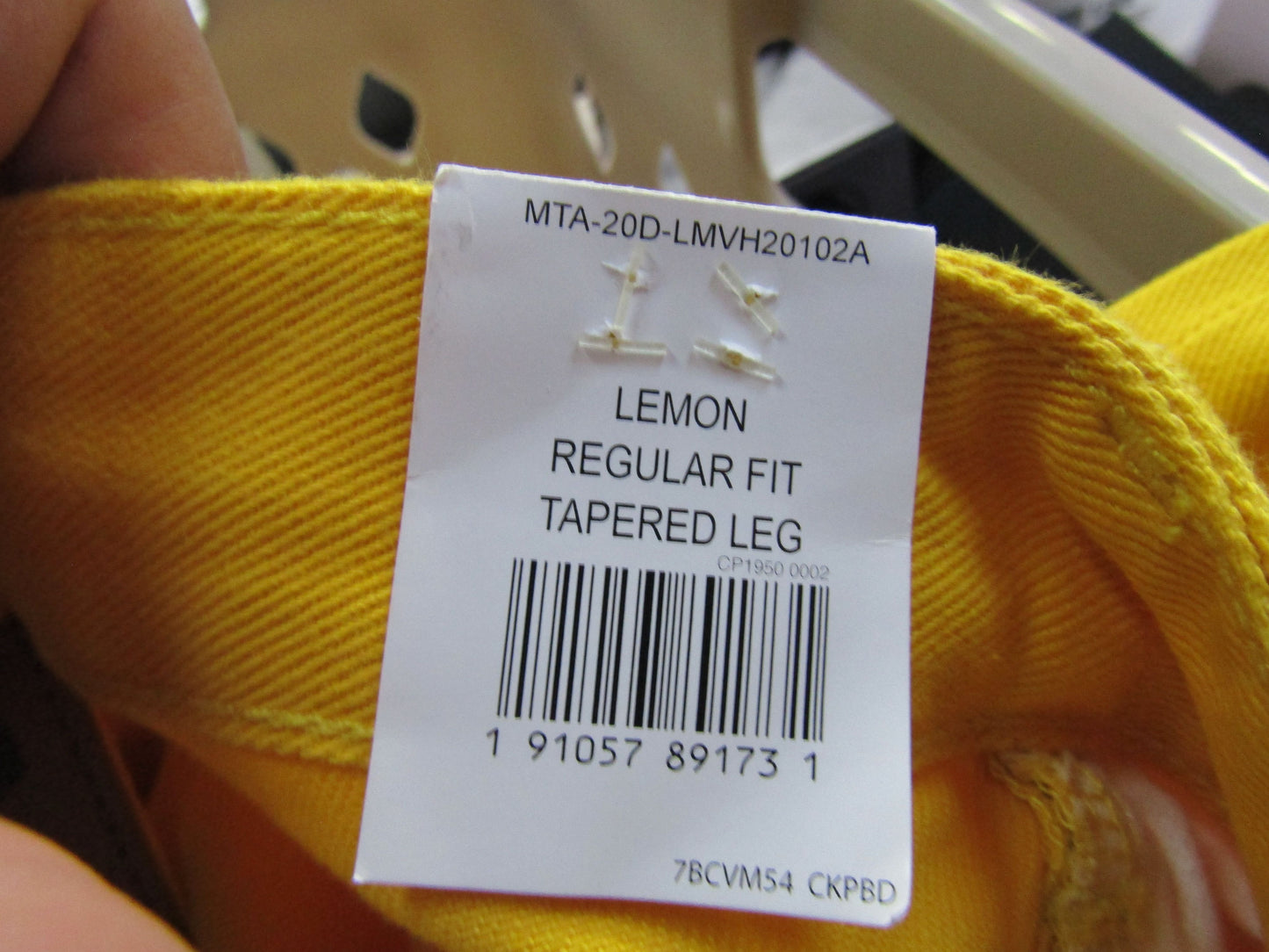 Lee Alife Shop Art Museum Men's Lemon Yellow Denim Jeans Size 30 x 32