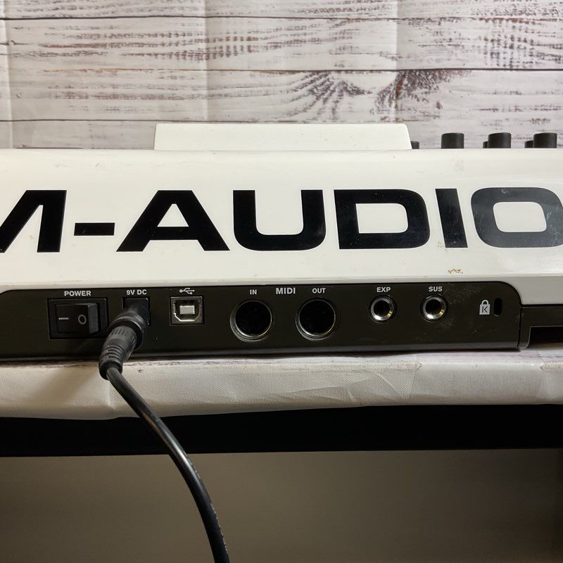 M-AUDIO Axiom Air 25 Key MIDI Controller (NO POWER CORD)