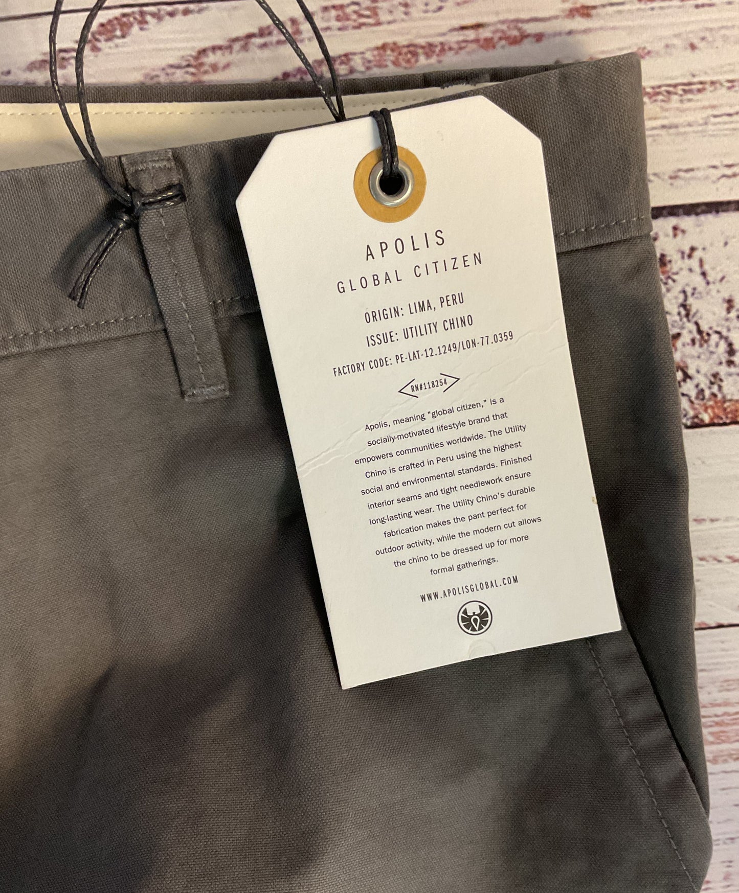 NWT Men's Apolis Global Citizen Gray Chino Pants Size 32