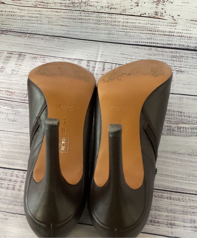 Women's Coach Seneca Brown Booties Size 7
