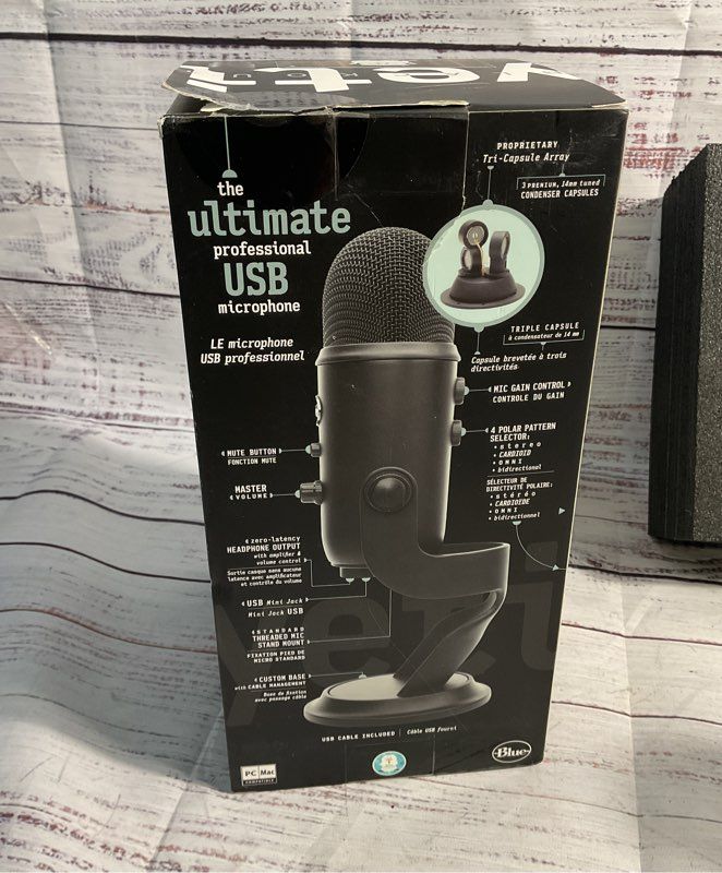 BLUE Blue Yeti Blackout USB Microphone A00132