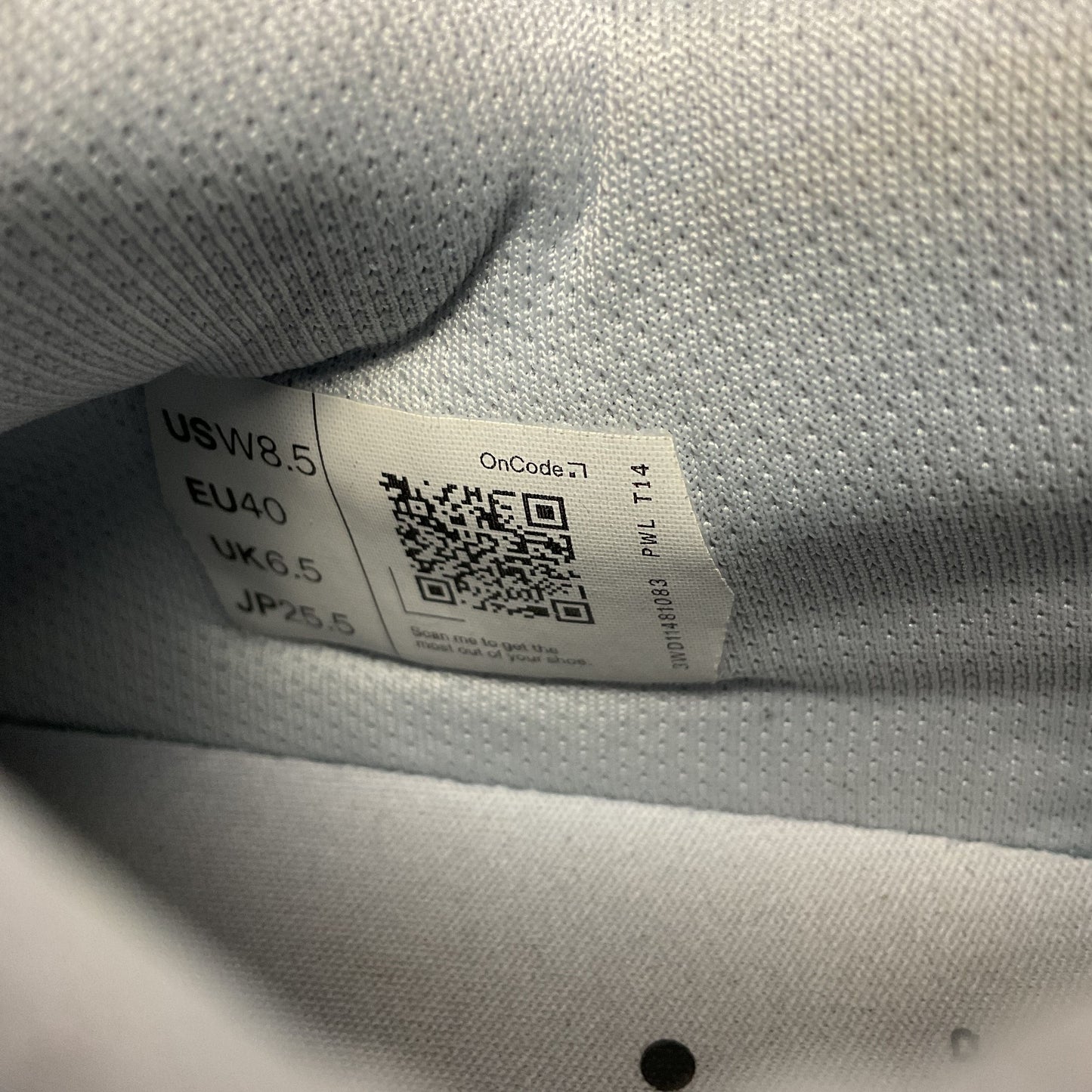 On Cloud The Roger Spin White Sneaker Shoe Women 8.5