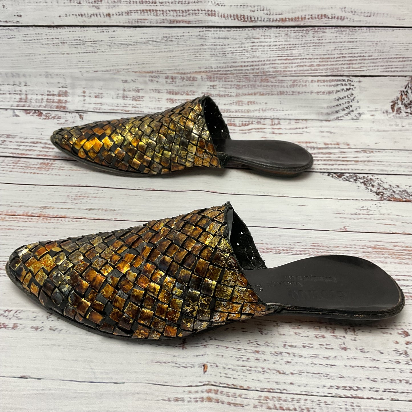 Cyndwoq Metallic Woven Leather Mule Sandal Women Size 8