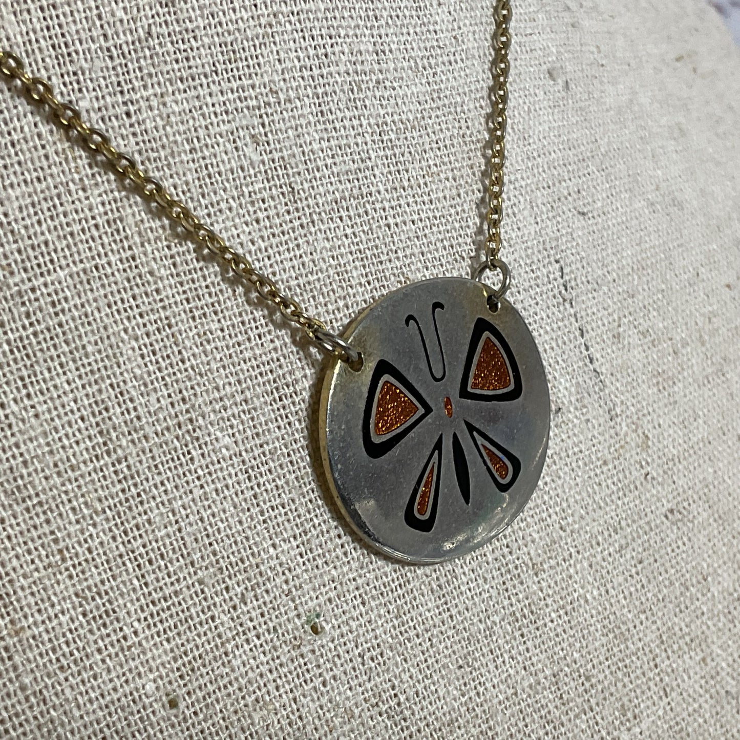 VTG. DE PASILLE-SYLVESTRE Two Tone Butterfly Pendant 14" Necklace