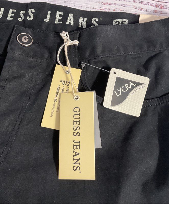NWT Men's Guess Black Jeans with rivet/studs Size 36