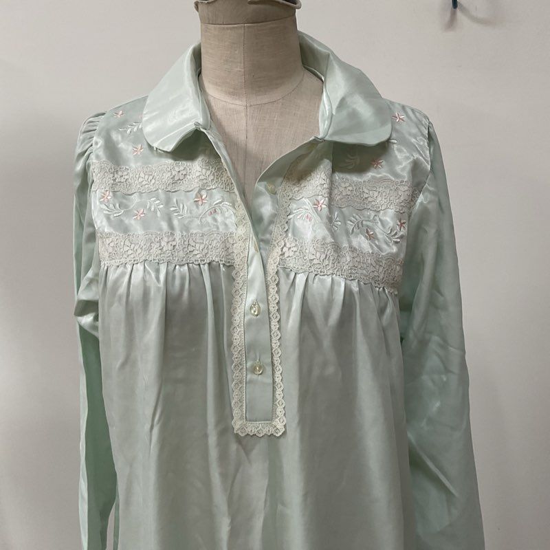 VTG. OSCAR DE LA RENTA Women's Mint Green Satin Embroidered Nightgown- SZ L