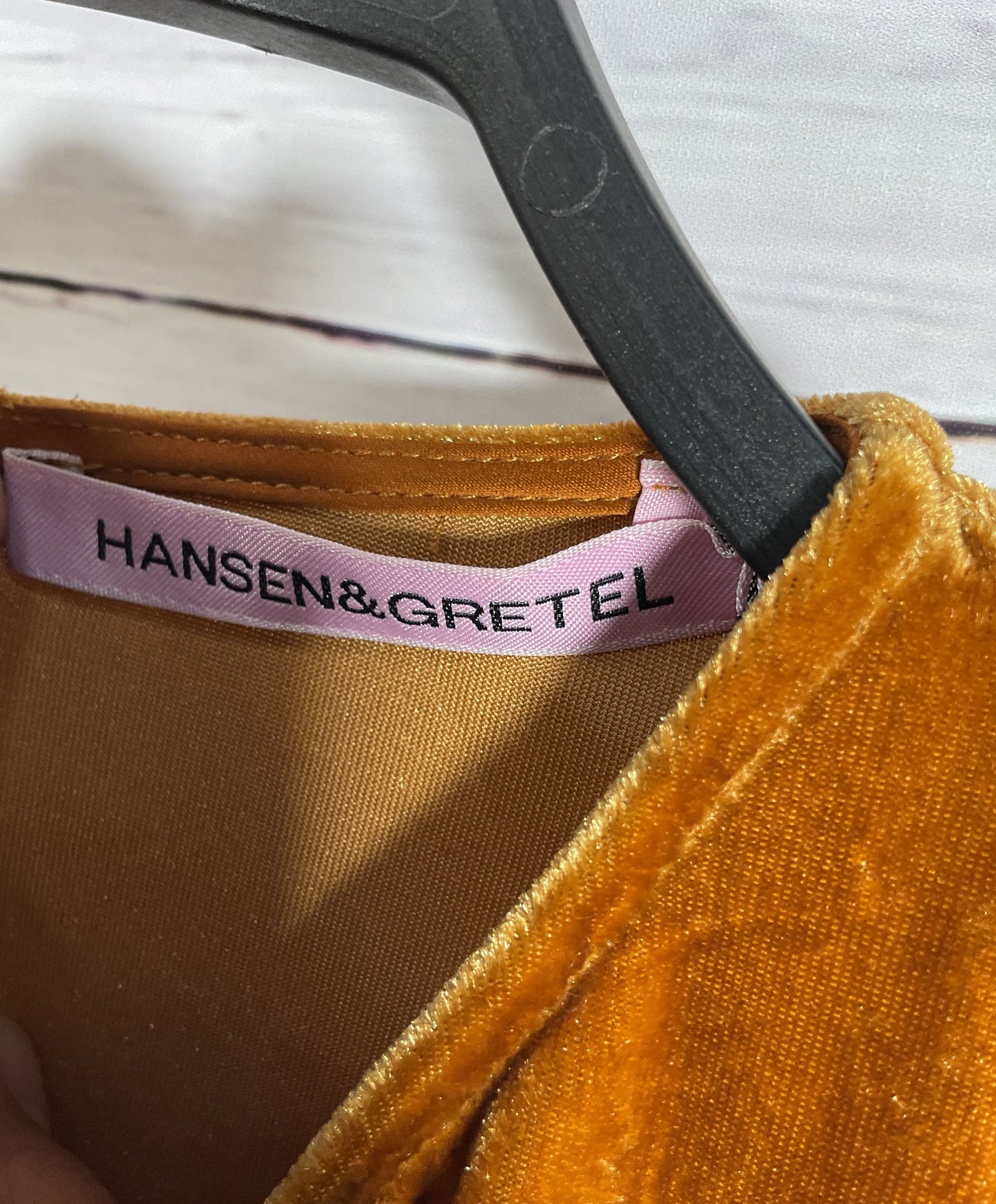 Hansel & Gretel Cortina Women's Honey Velvet Slit Leg Maxi Dress Size XS
