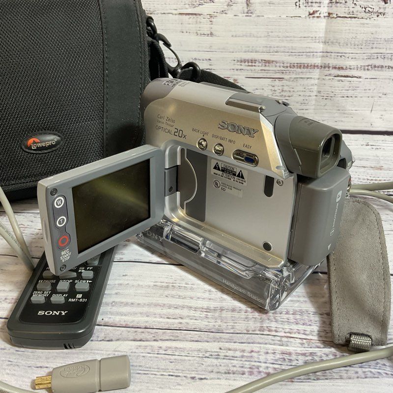 SONY DCR-HC32 Handycam Mini DV Camcorder Video Camera- FOR PARTS- NO CHARGER
