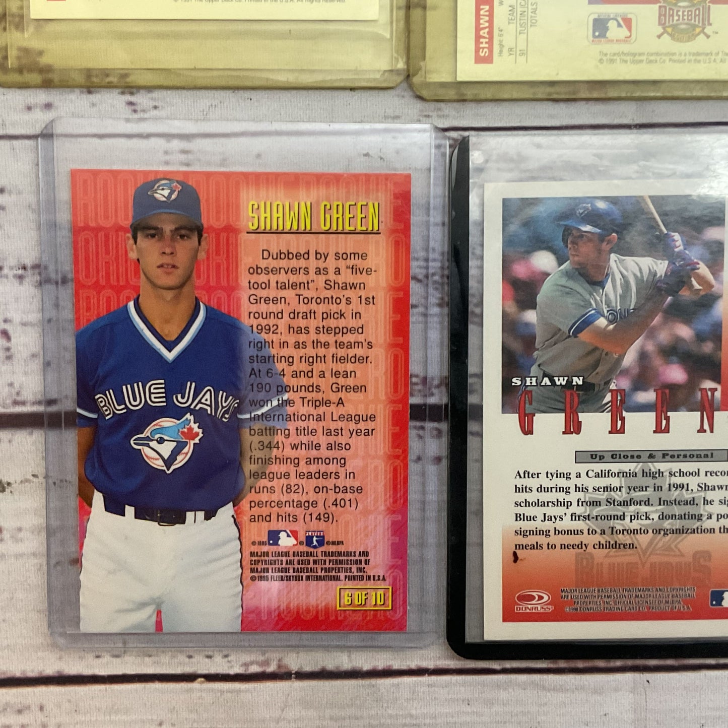 Various Topps, Dunruss, Upper Deck MLB SHAWN GREEN Cards (ONE IS SIGNED)