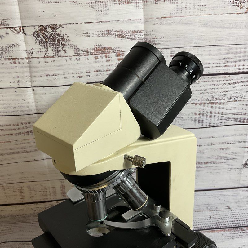 SEILER INDUSTRIES SeilerScope Compound Microscope- NEEDS BULB/FUSE (AS-IS)