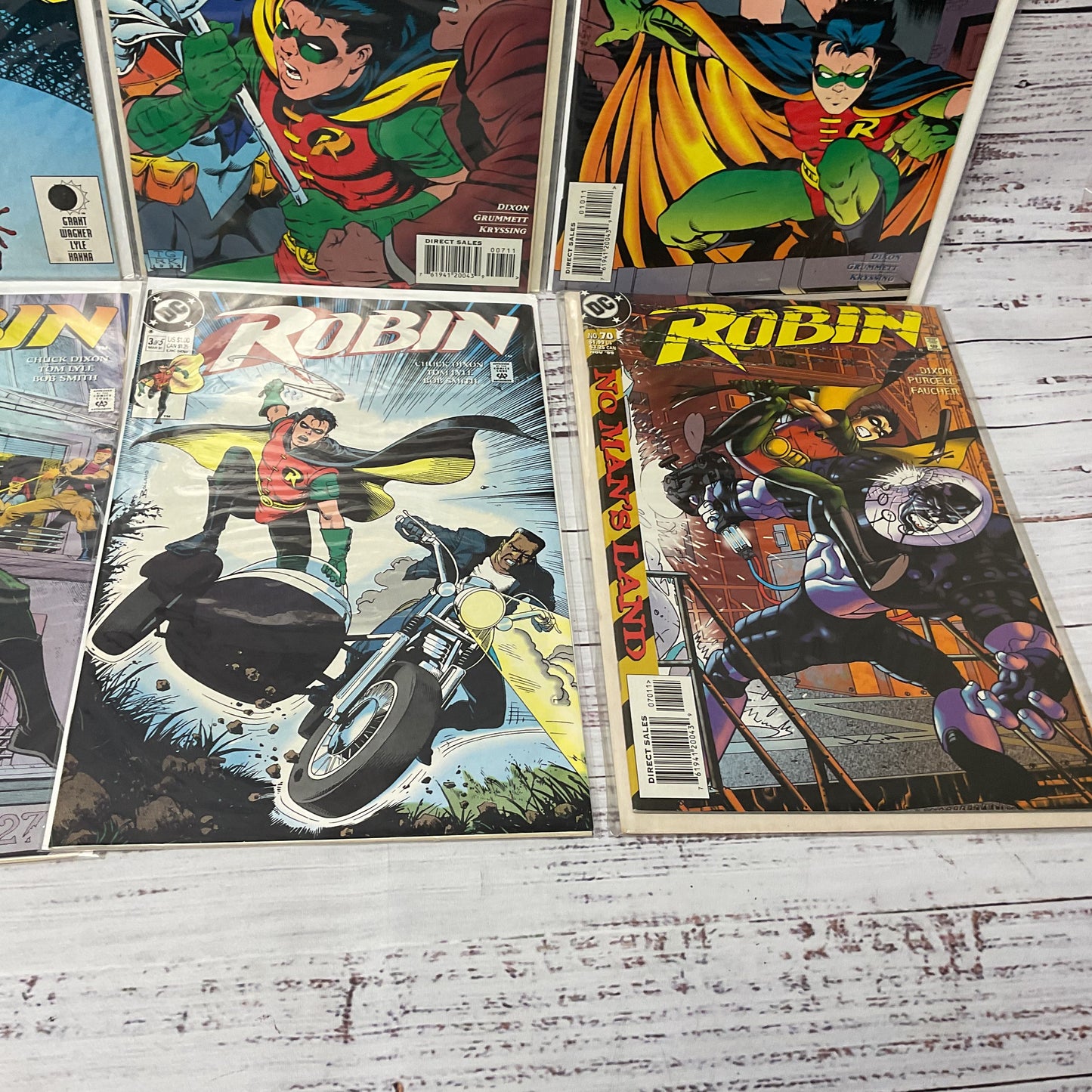 Robin , II, III Lot Of 14 Comic Books Holographic