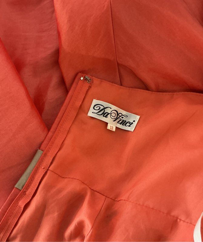 Women's Da Vinci Orange Taffeta Formal Dress with cut out back Size 12