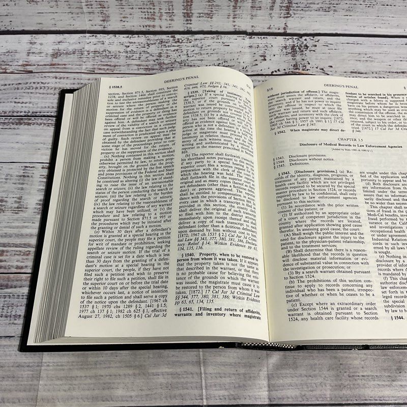 VTG. Deering's California Penal Code 1985 Edition Leatherbound Hardcover Book