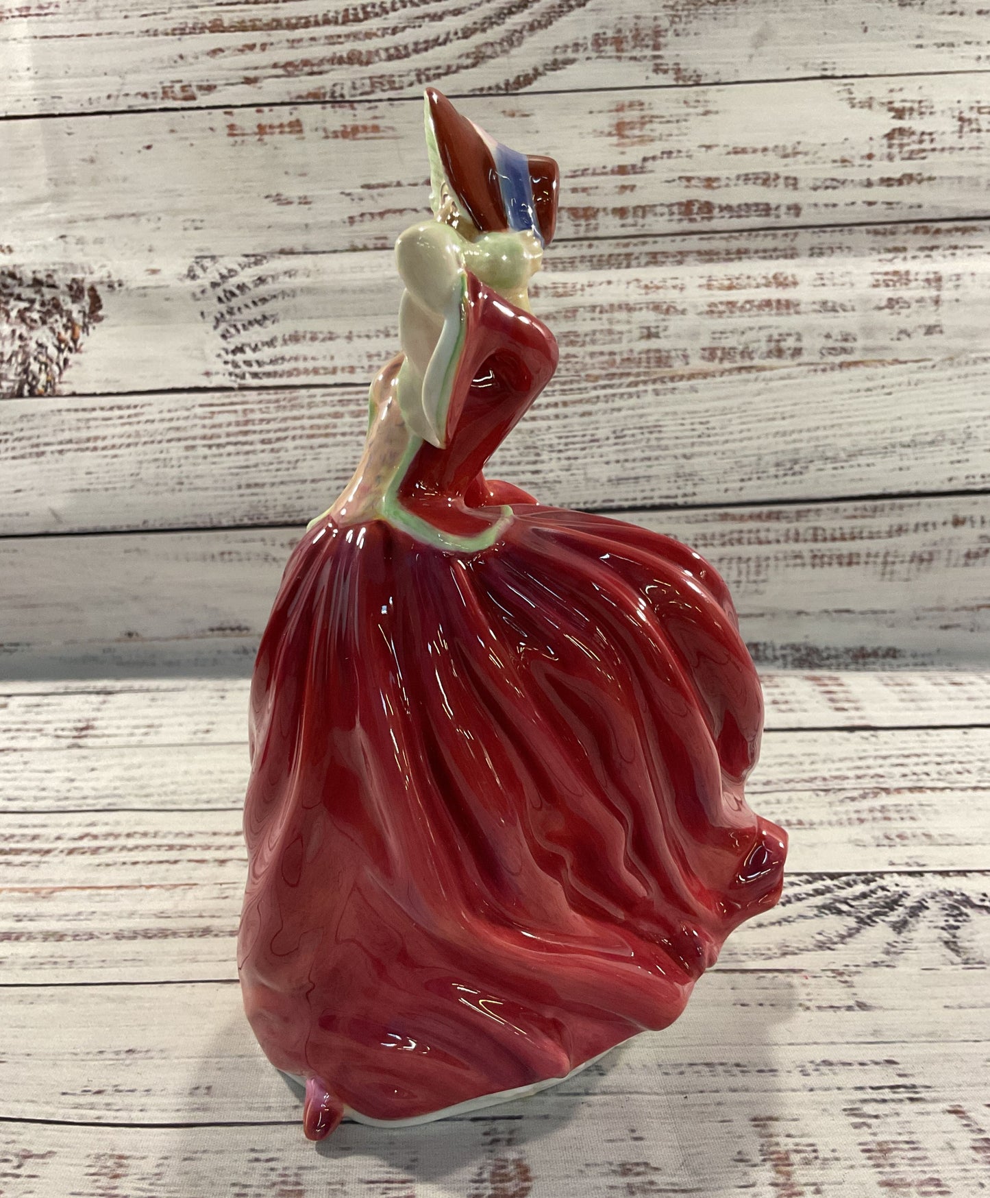 Royal Doulton Autumn Breezes Figurine Made in England HN1934