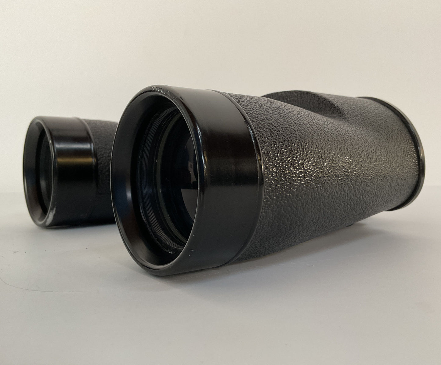 Vintage Tasco Model 105 8x-15x50 Binoculars