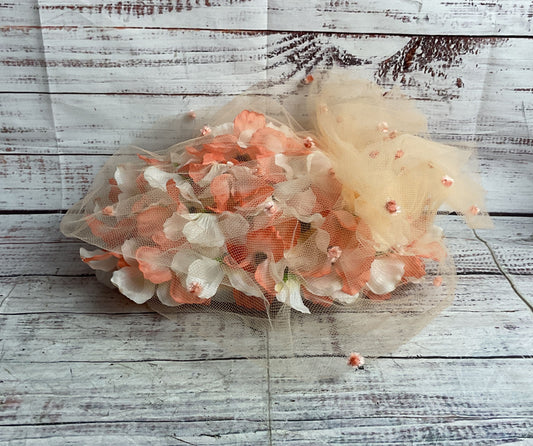 Plaza Suite Vintage Floral Veil Hat Peach OS