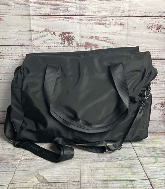 Steve Madden Brandy Utility Weekender Tote Bag Black