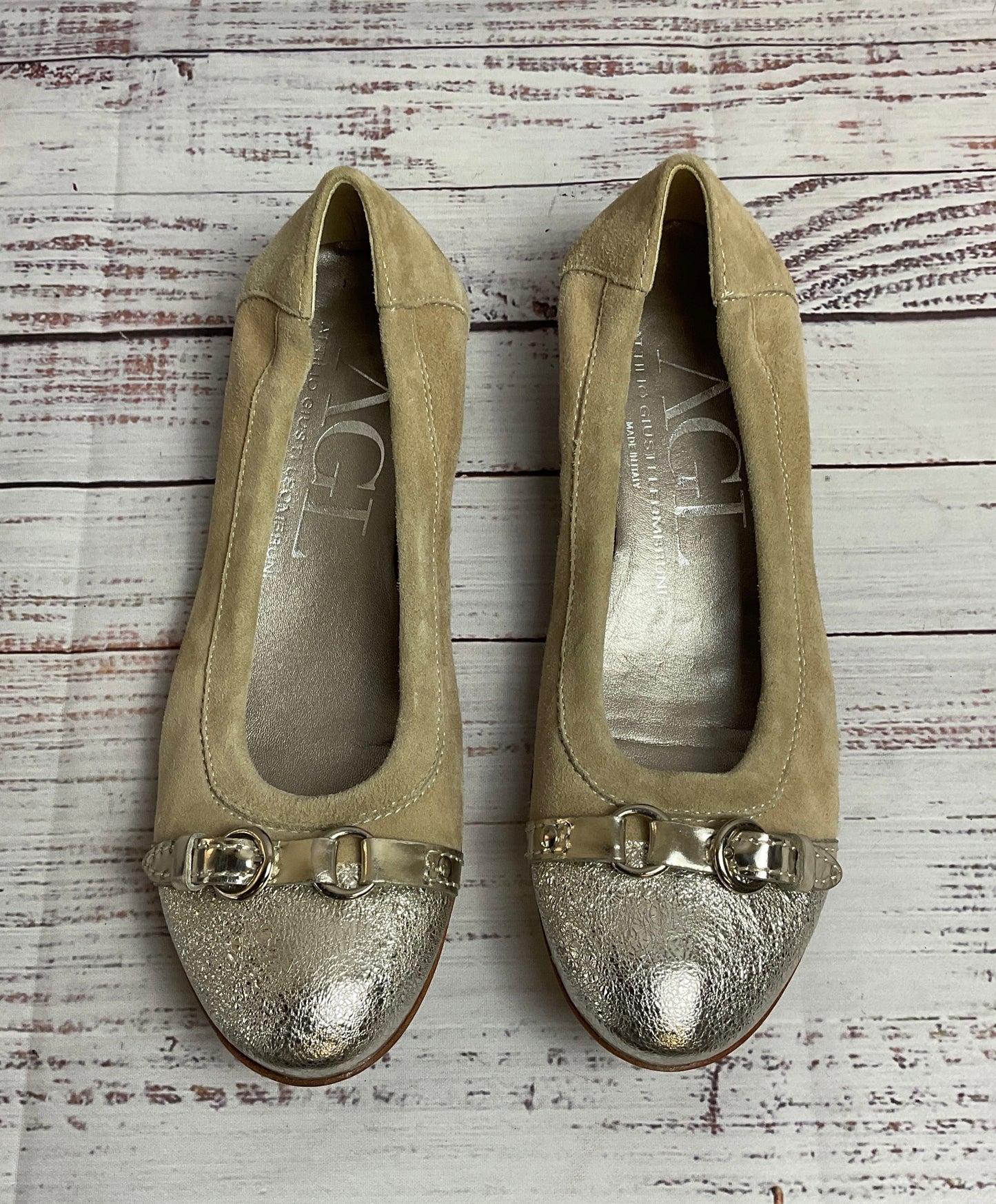 AGL Vero Cuoio Beige And Silver Ballet Flat Women Size EU 36