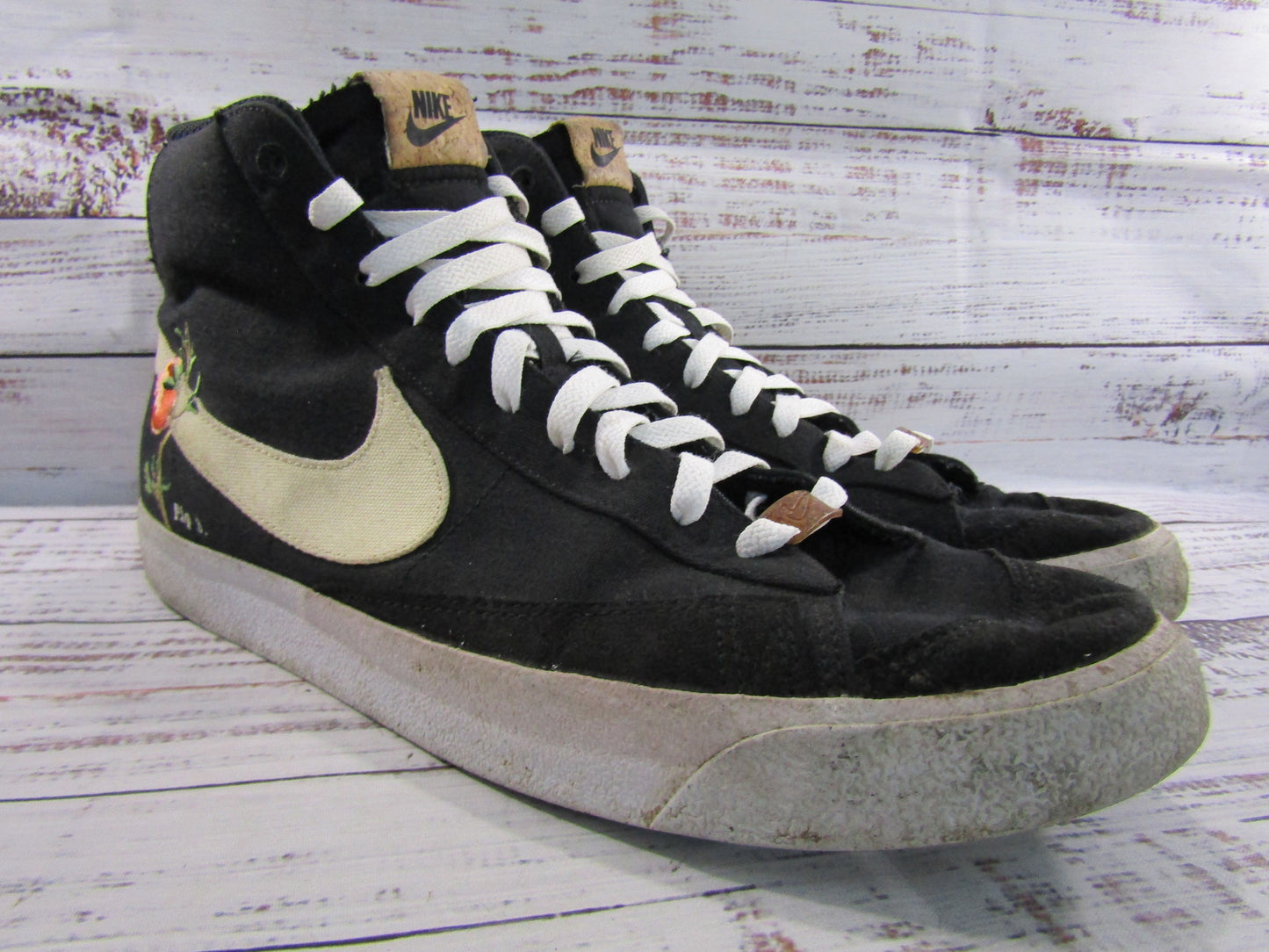 Nike Blazer Mid 77 Pomegranate Men's Black High Top Sneakers Size 13 CI1166-001