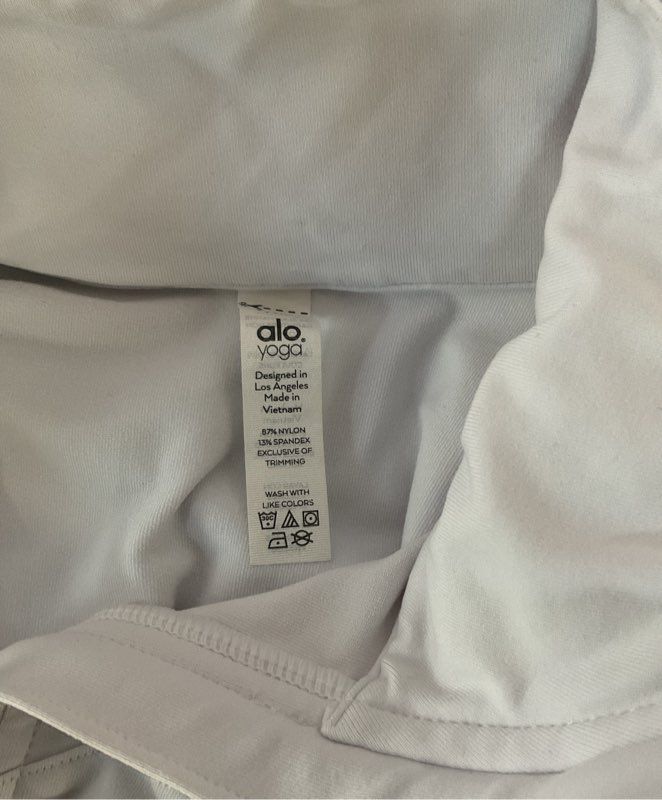 Women's Alo Yoga White Jacket Size XS