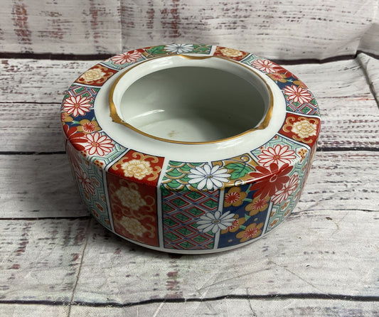 Arita Vintage Imari Fan Ashtray & Lighter Set Multicolor