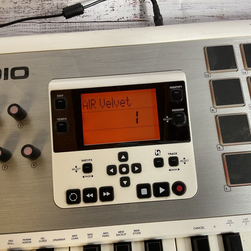 M-AUDIO Axiom Air 25 Key MIDI Controller (NO POWER CORD)