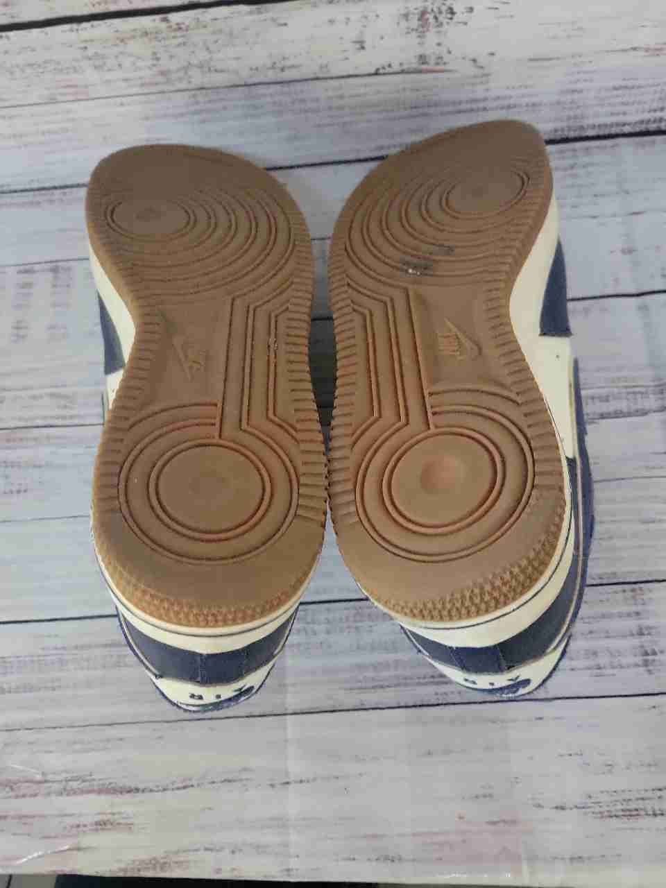 Men's Nike Air Force 1 Navy/white Sneaker Size 9