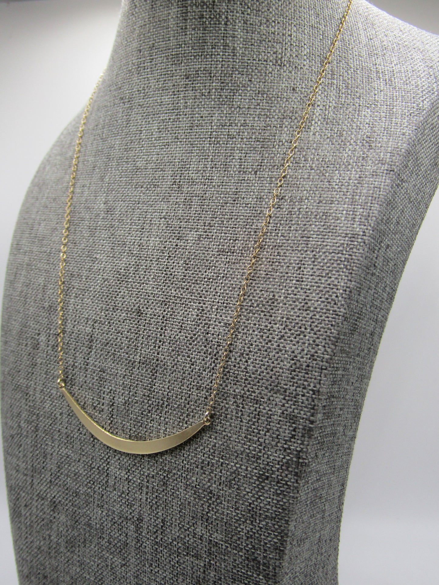 Azaggi Vermeil Sterling Silver Rolo Chain Crest Bar Pendant Necklace