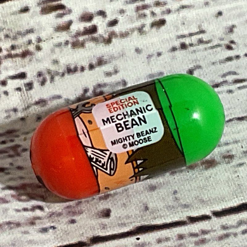 Special Edition Moose Toys Inc. MIGHTY BEANZ Mechanic Bean
