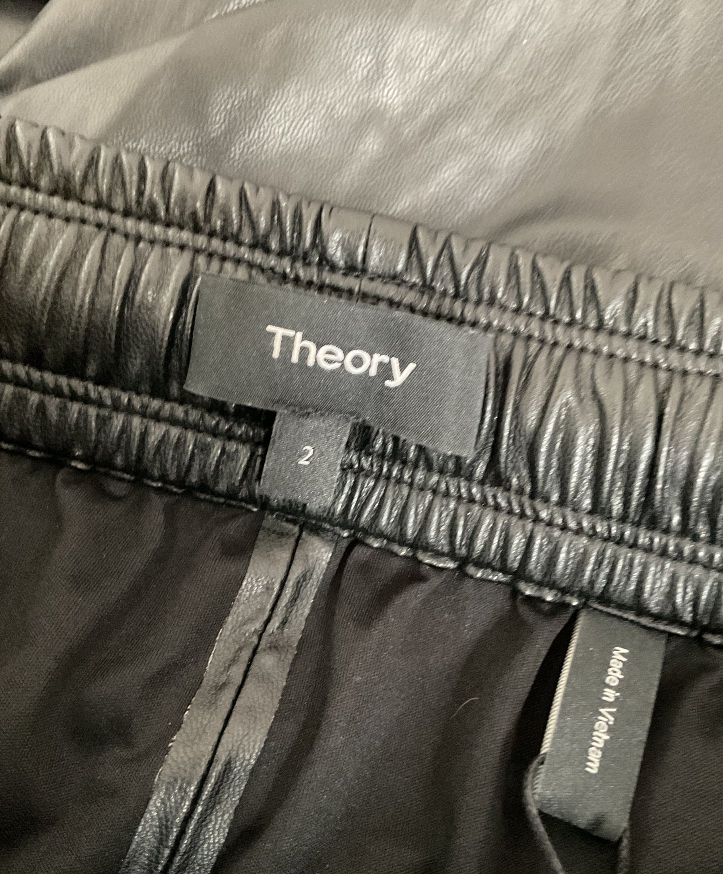 Theory Women's Black Paper Faux Leather Slit Leg Pull On Pants Size 2