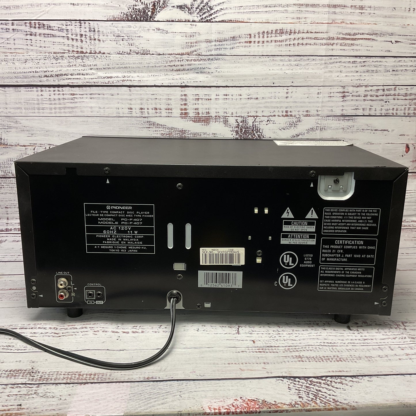 Pioneer PD-F407 25 Disc CD Player Turns On Parts Repair