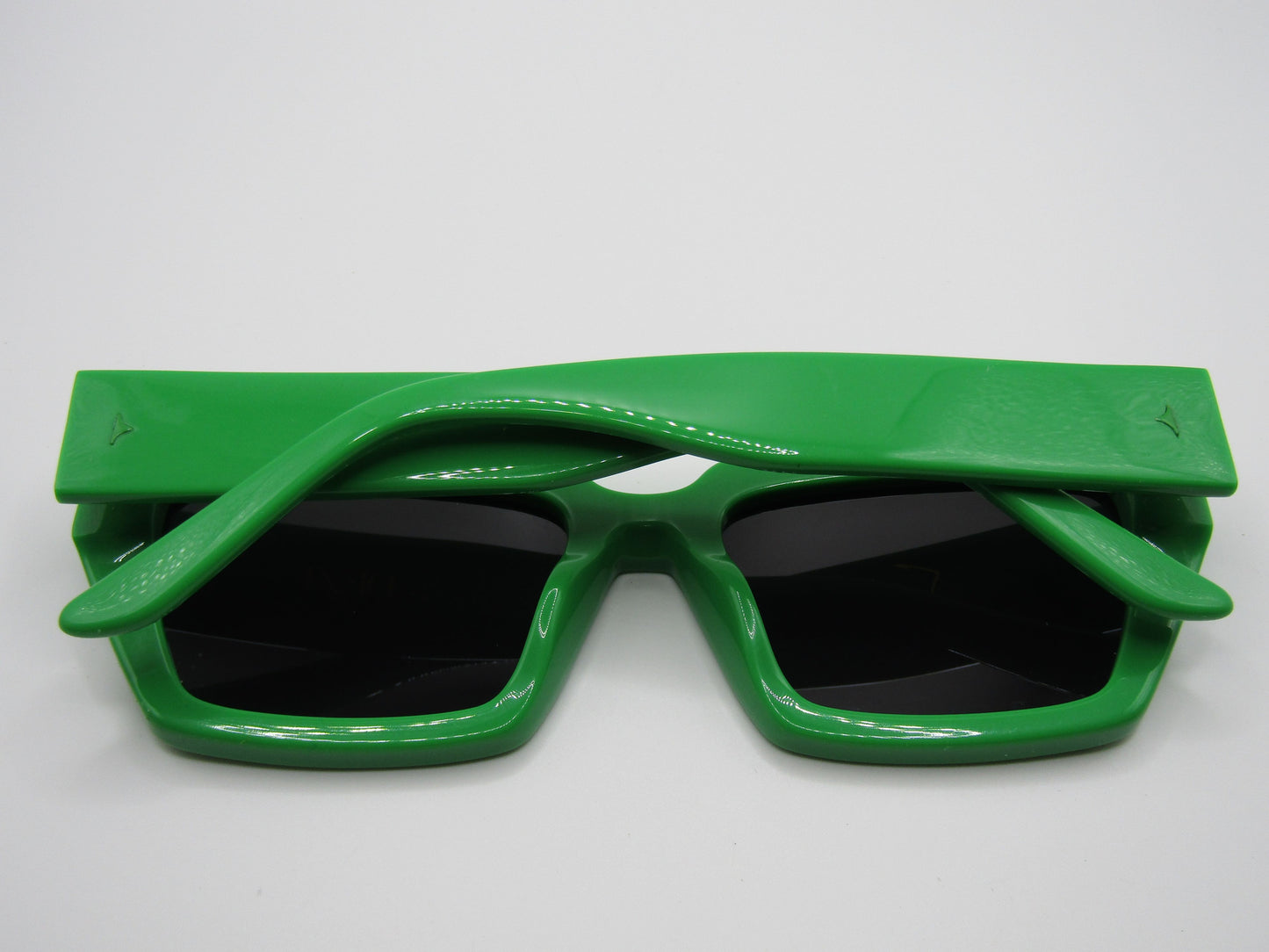 Dezi Switch Women's Green Acetate Sunglasses