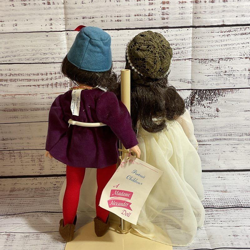 VTG. MADAME ALEXANDER Romeo & Juliet Porcelain Dolls- 11"