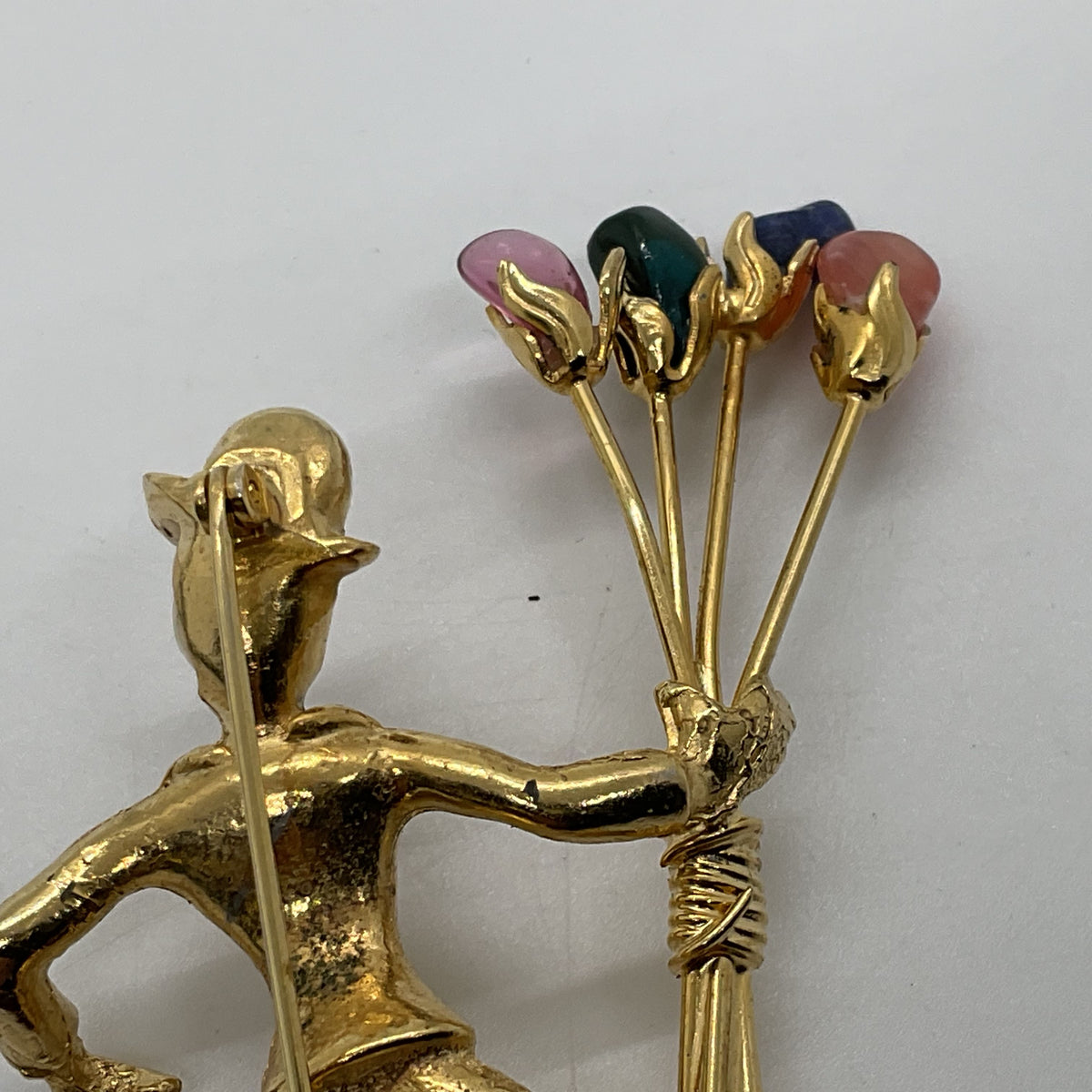 VTG. MCM Gold Tone Agate Mime Balloon Salesman Brooch- 2.75"