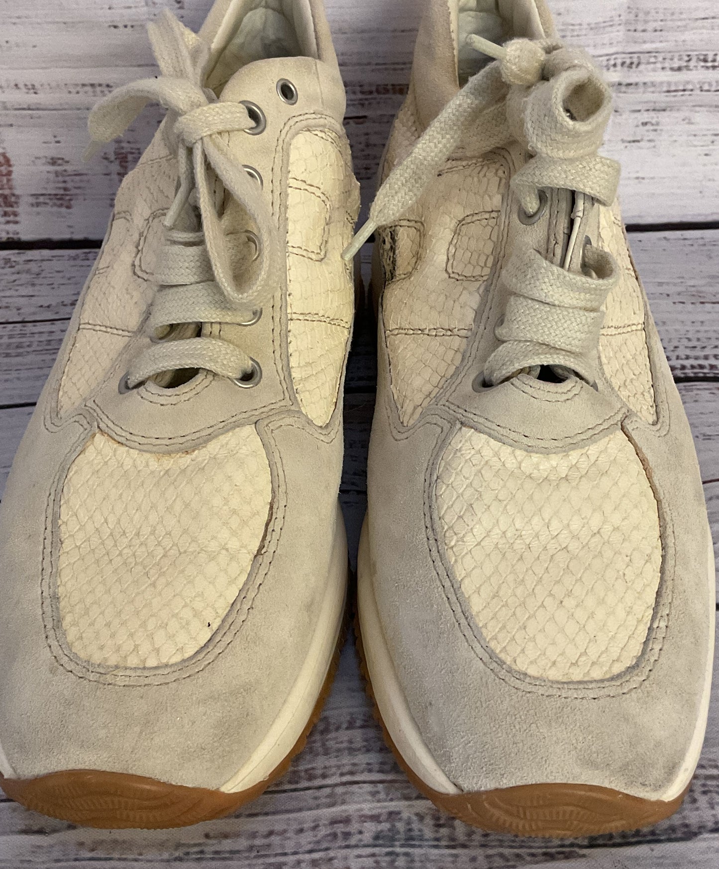 Hogan Suede Trimmed Snake Embossed Sneakers Light Grey Beige 9
