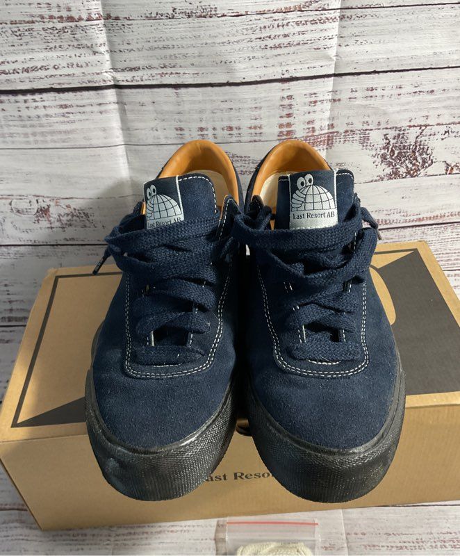 Last Resort AB - VM001 Suede Low Blue & Black Men's 9.5 Women's 11 With Box