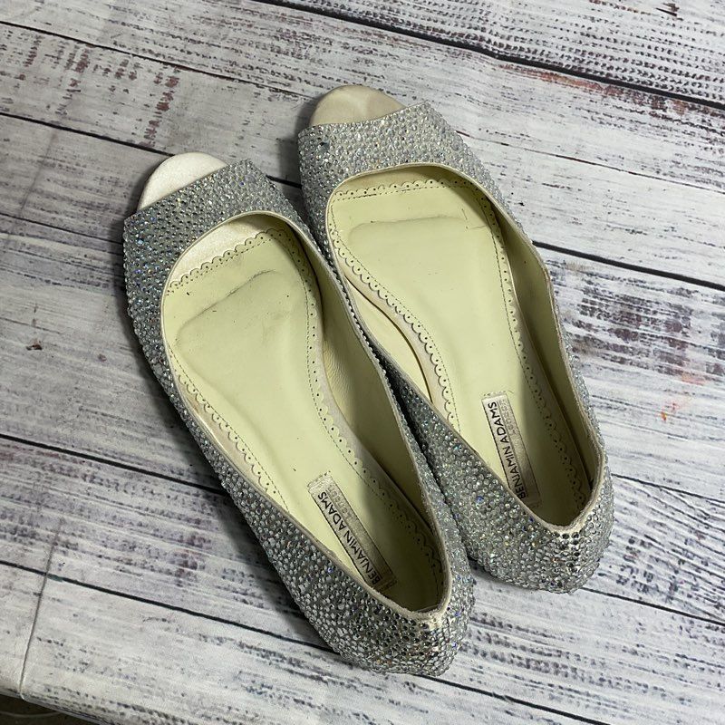 Benjamin Adams London Ivory Open Toe Swarovski Crystal Halle Flat Women's Size 8