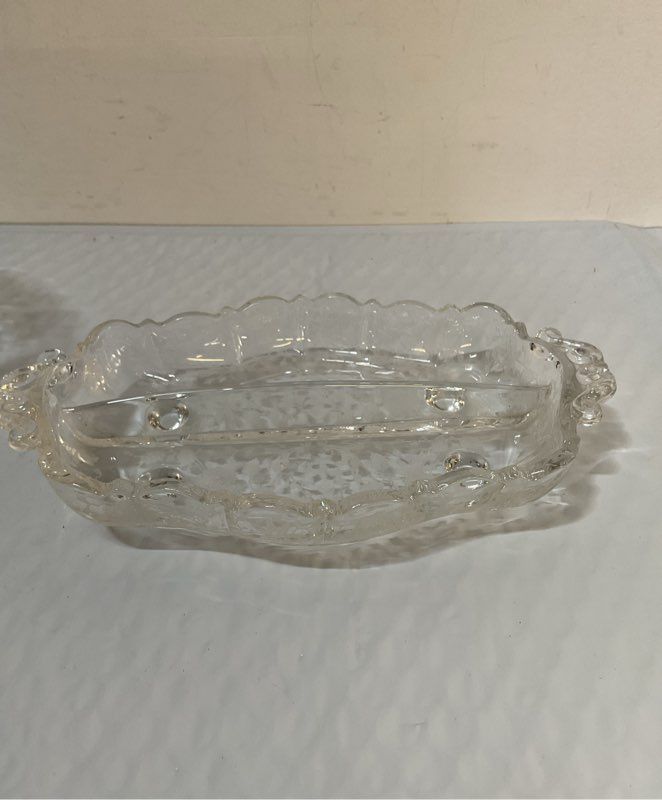 Etched Floral Clear Divided Round Condiment/ Relish Bowl With Spoons -Small Tray