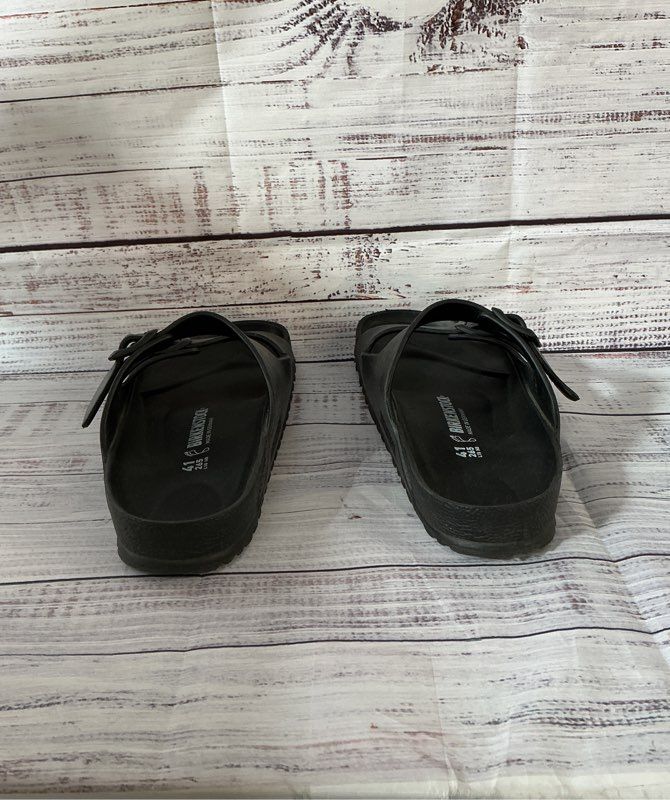 Unisex Birkenstock Black Slip-On Flats Men's Size 8-8.5 Women's Size 10-10.5