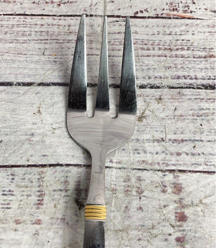 Cambridge Silver Modern Gold Accent Lot of 16 Serving Utensils Stainless Steel
