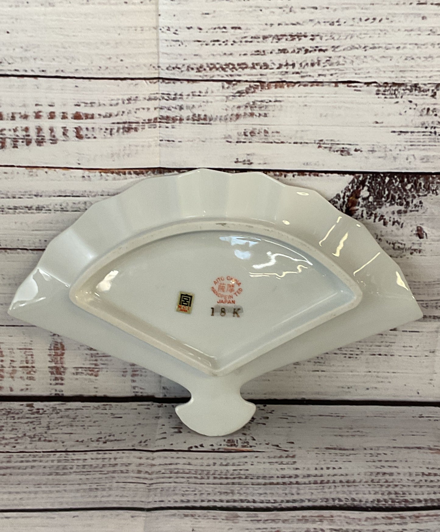 Aito Hand Painted 18K Gold Dragon Trinket Fan Dish Multicolor